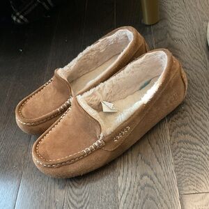 Ugg slippers